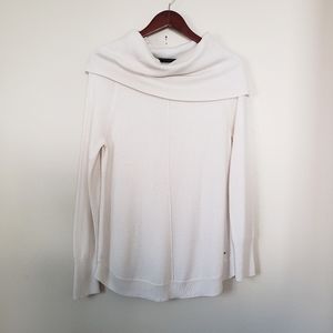 Tommy Hilfiger sweater top